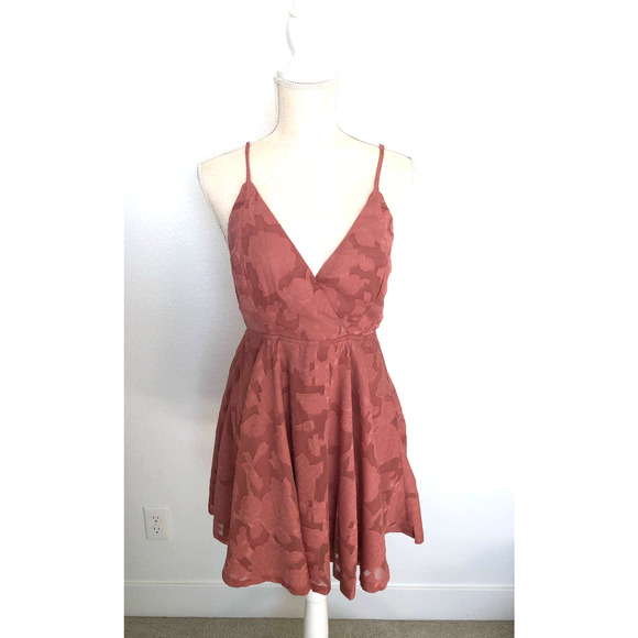 Lulu's Beauty Rose Pink Burnout Floral Mini Skater Dress - S - Picture 2 of 9